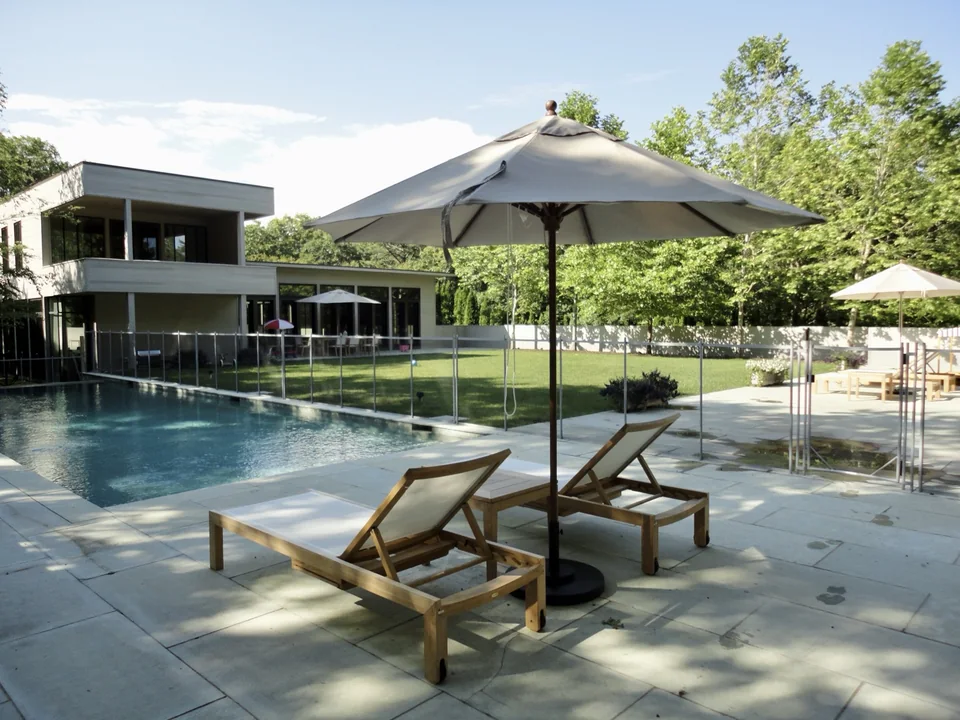 4' Guardian Vanishing Pool Fence — East Hampton, NY