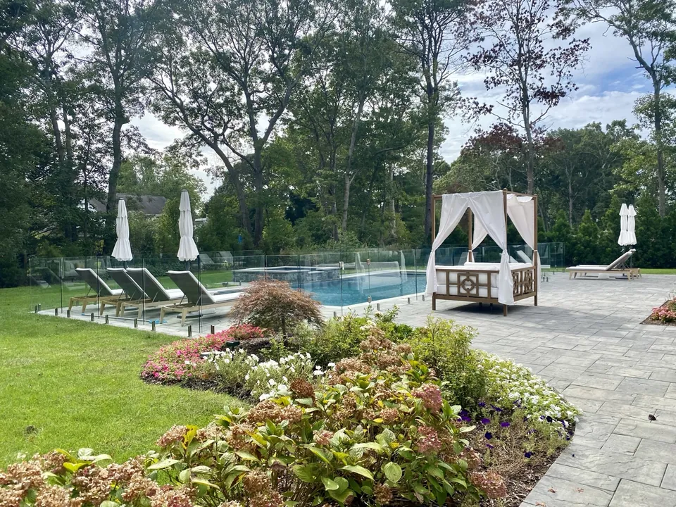 Pool Fences fencing in Suffolk County
