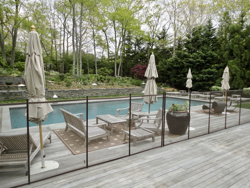 4' All-Brown Guardian Premier — Wood Deck in Southampton, NY